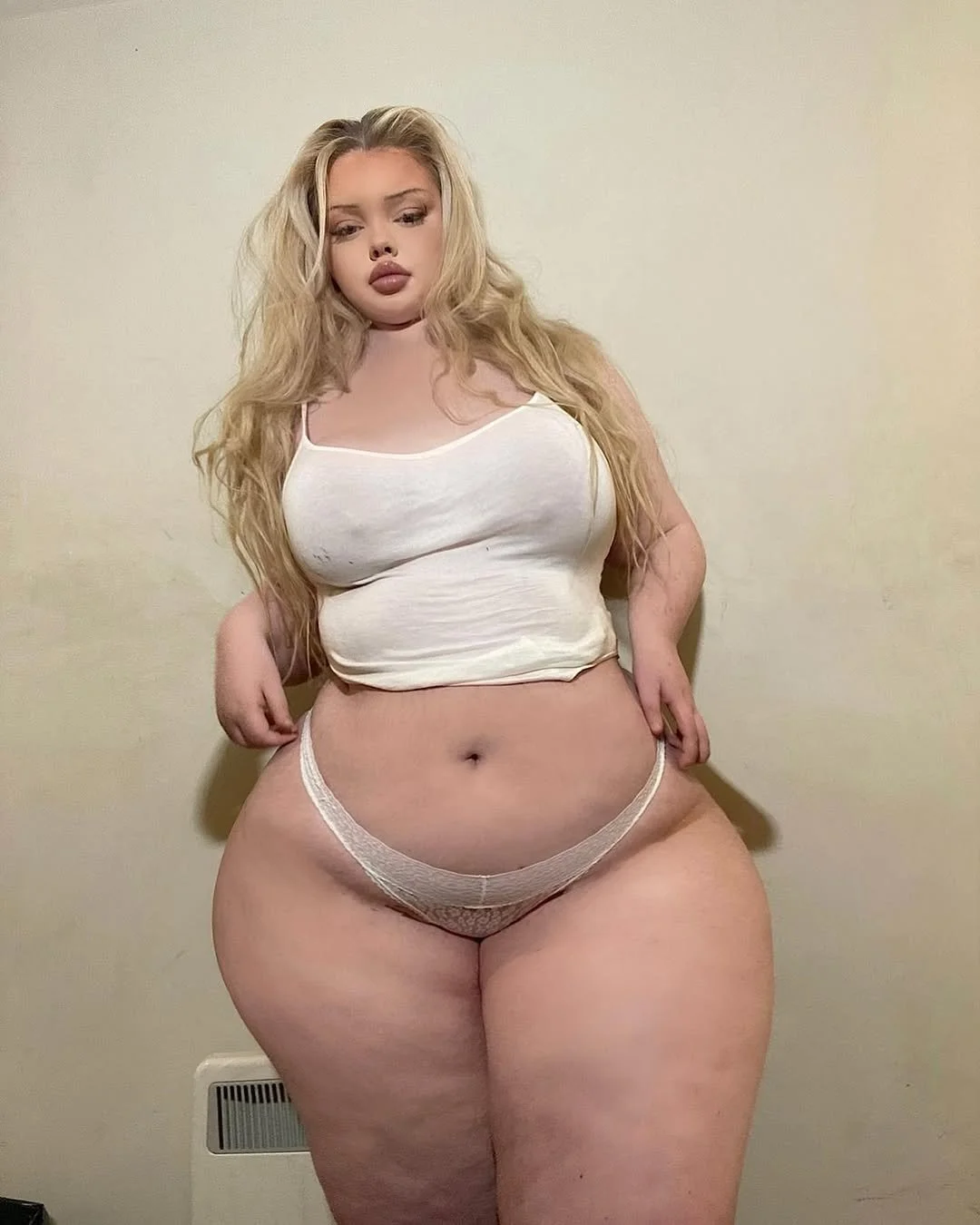 Blonde BBW Ass Phat image 7