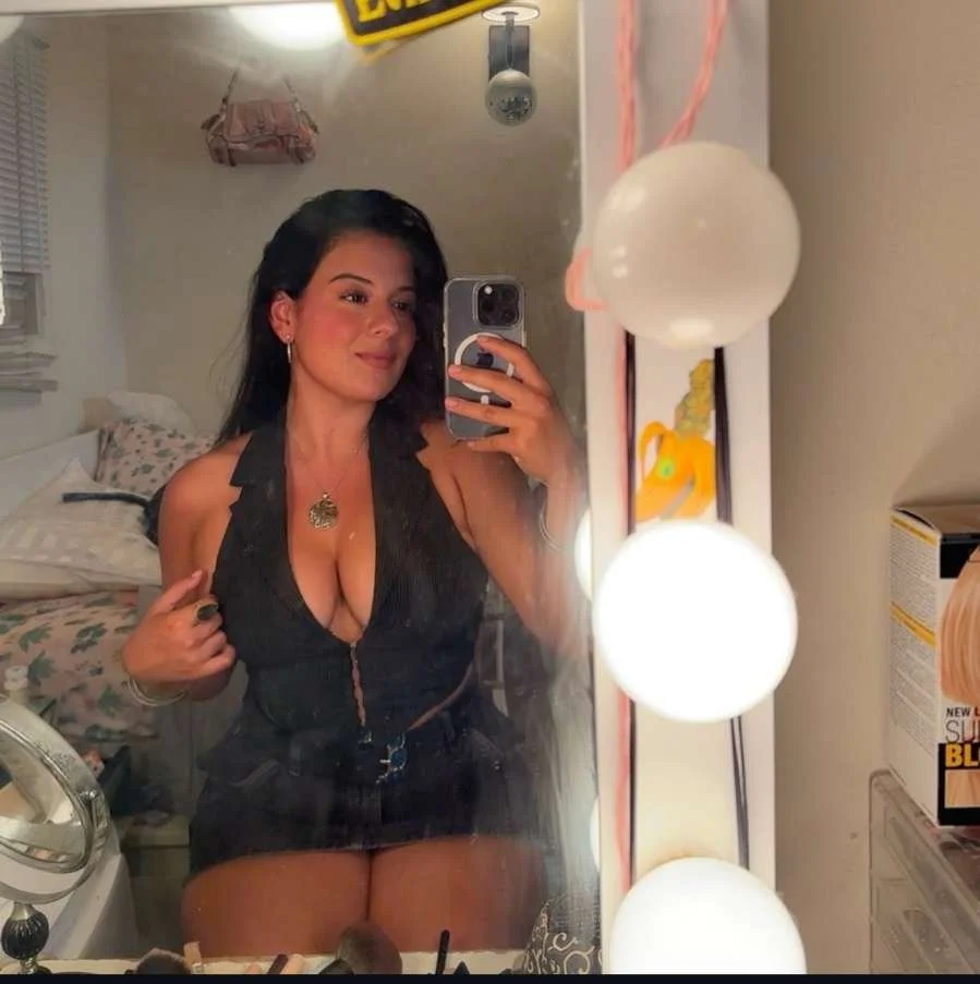 Snapchat-1880669718 image 28
