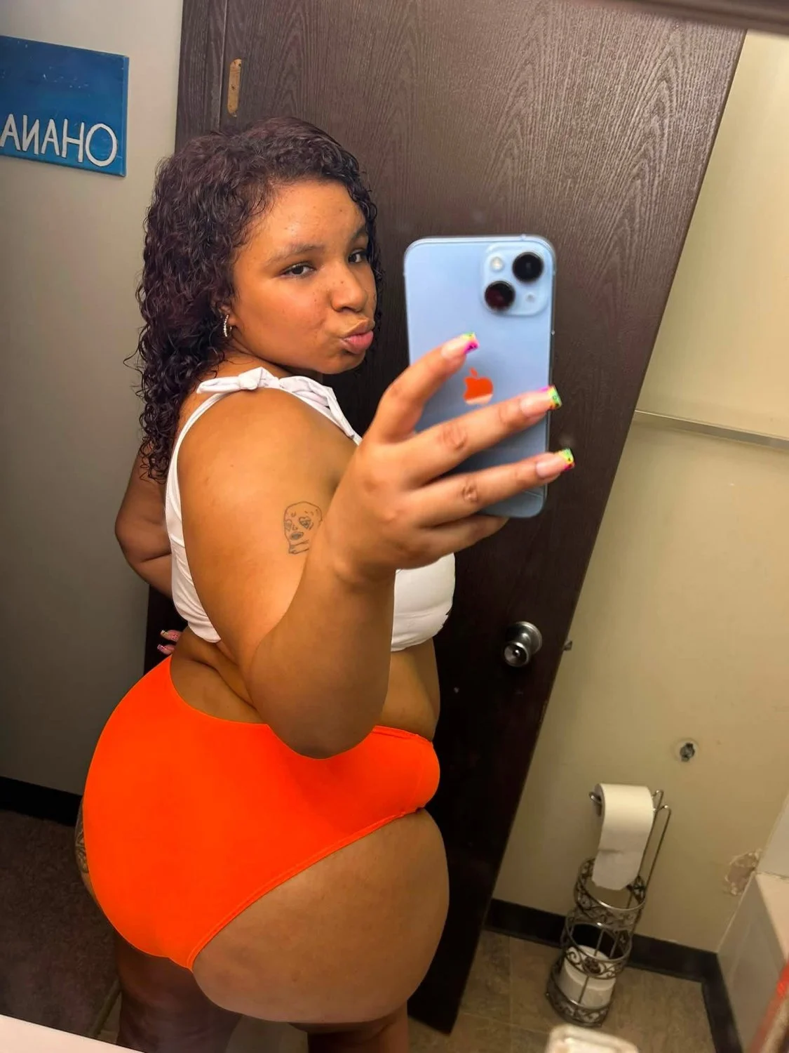 Made for gooning 💦🍆 And going balls deep ! image 10