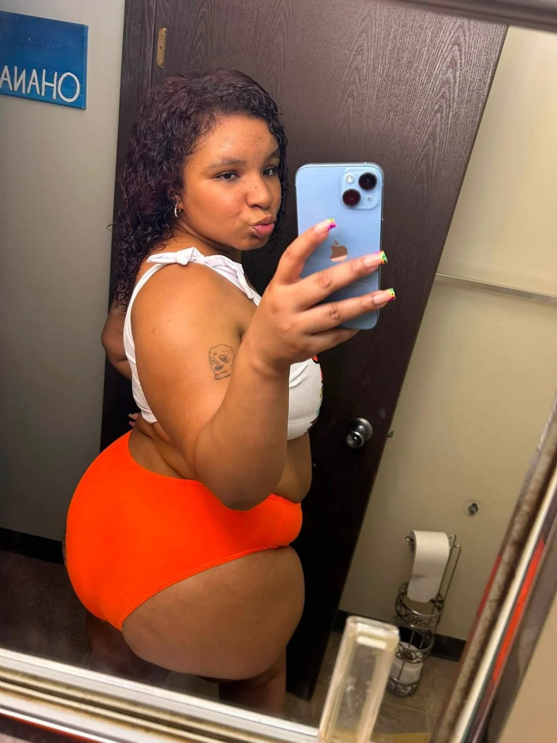 Made for gooning 💦🍆 And going balls deep ! image 11