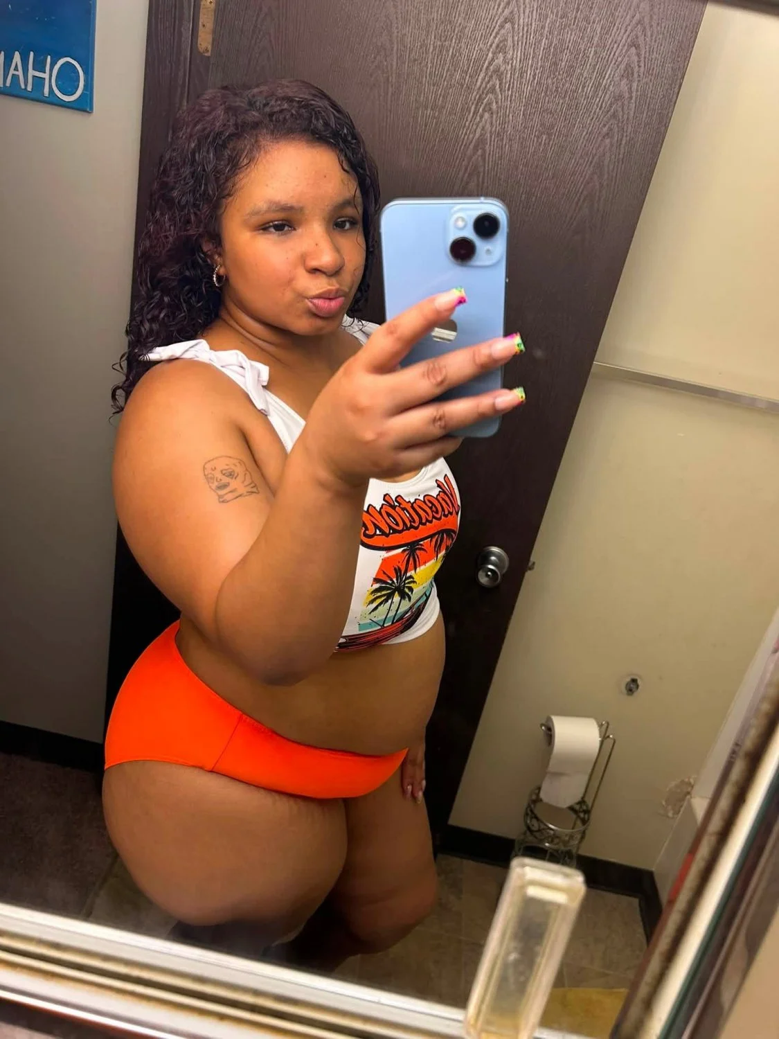 Made for gooning 💦🍆 And going balls deep ! image 15