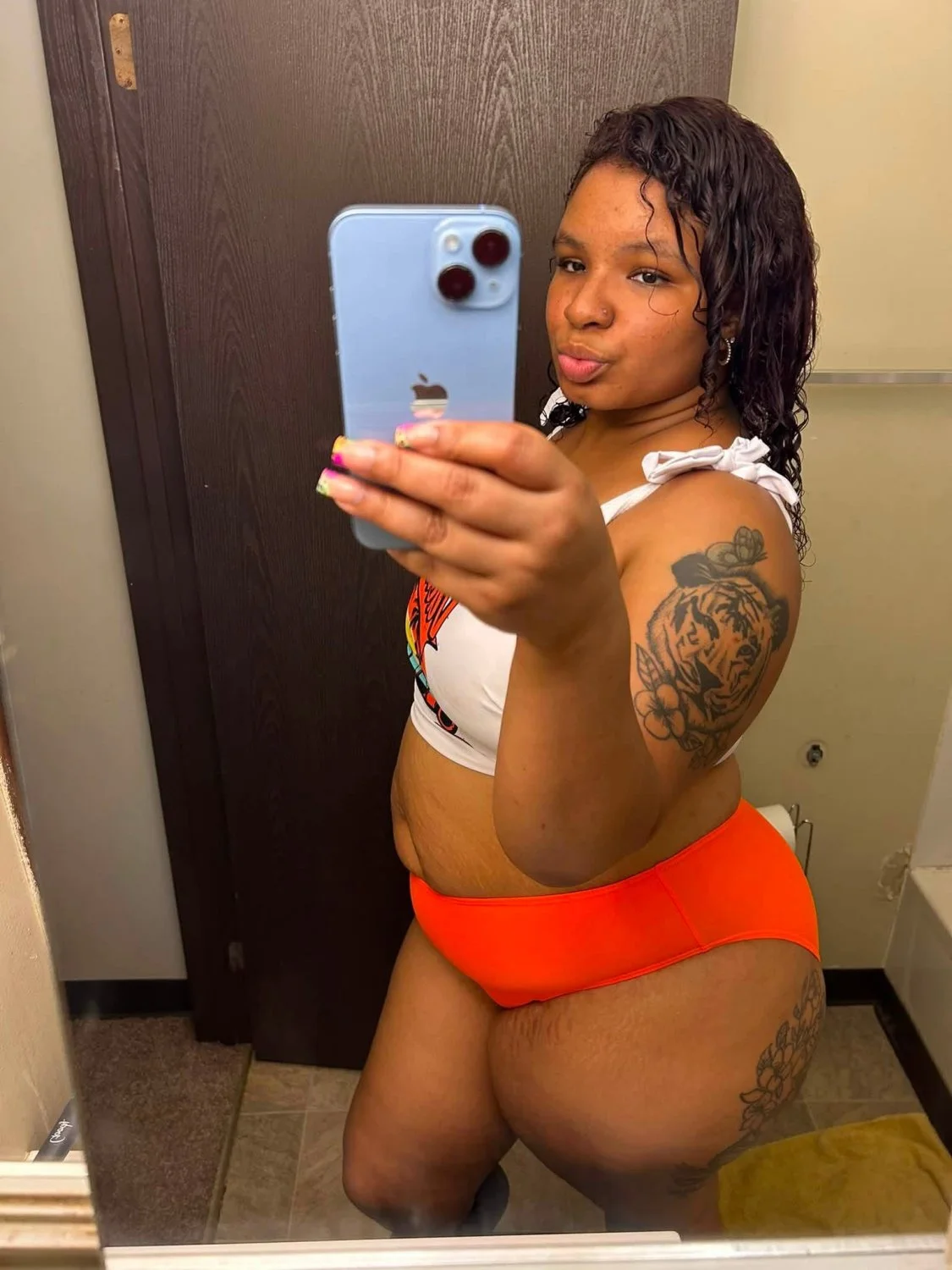 Made for gooning 💦🍆 And going balls deep ! image 19