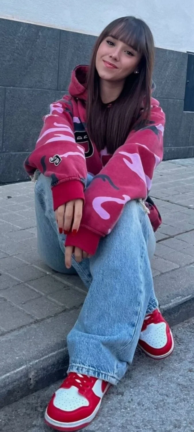 19yo irl slut image 5