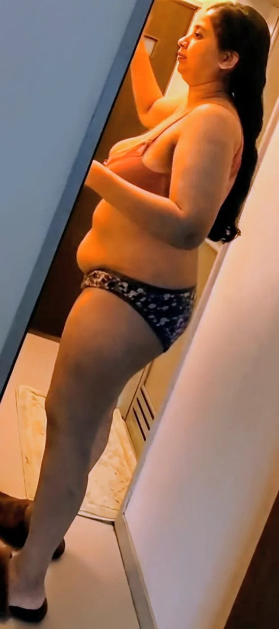 Lara image 21