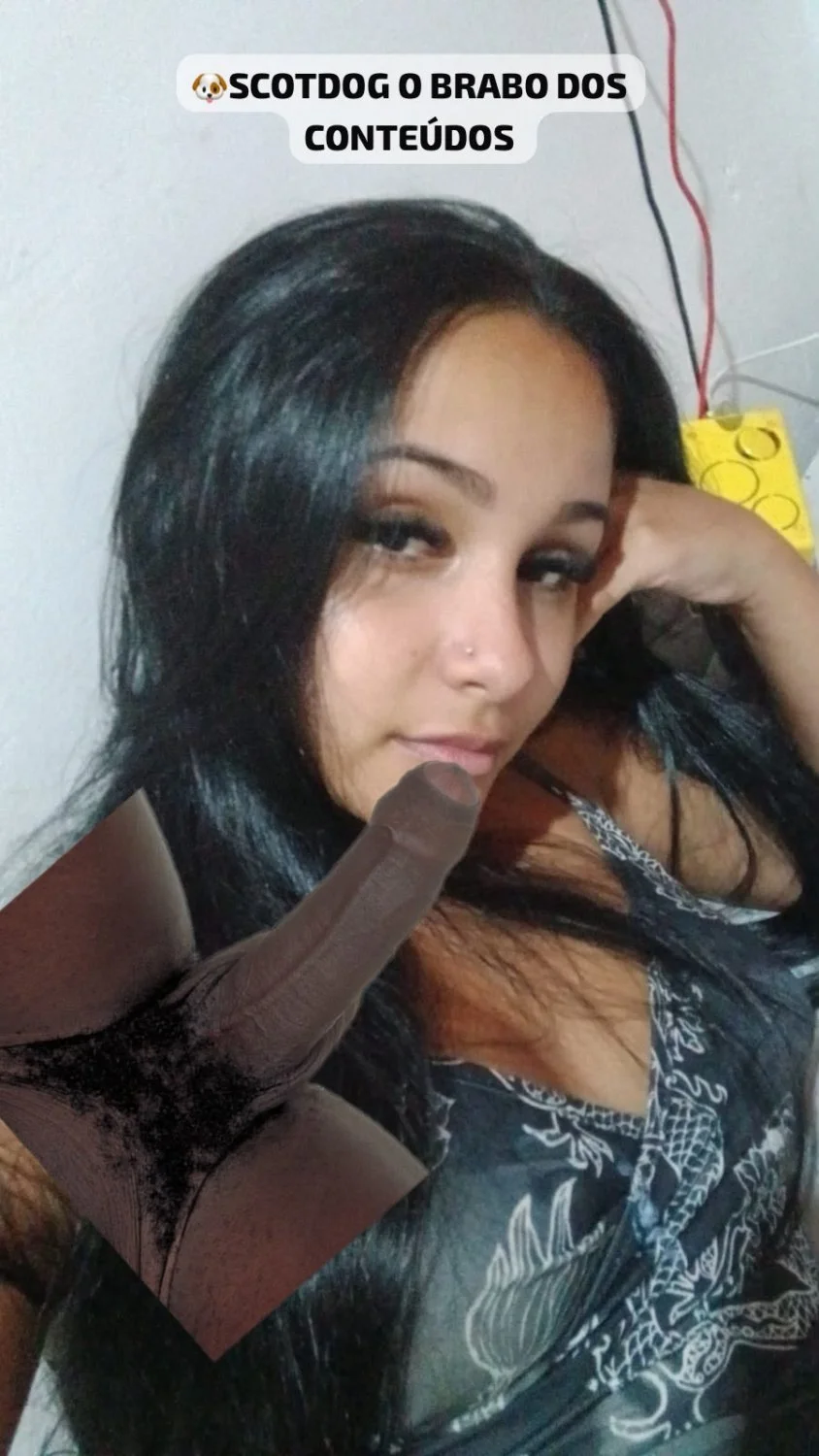 Novinha jogando o cu pra jogo main image
