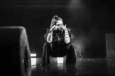 priestess italian rapper body cover image