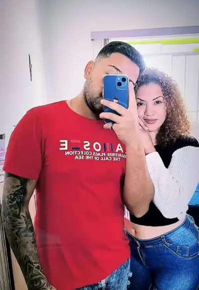 Morena cavala que gosta de leva gozada na boca cover image