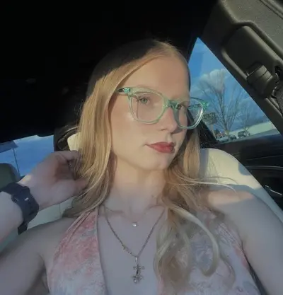 Hot blonde slut masturbate and show her feet cover image