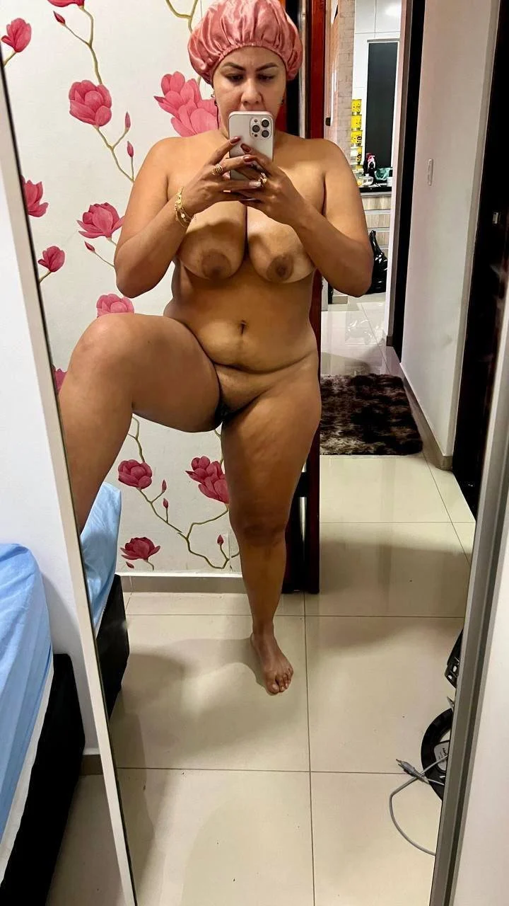 Entendo no mundo hotwife image 9