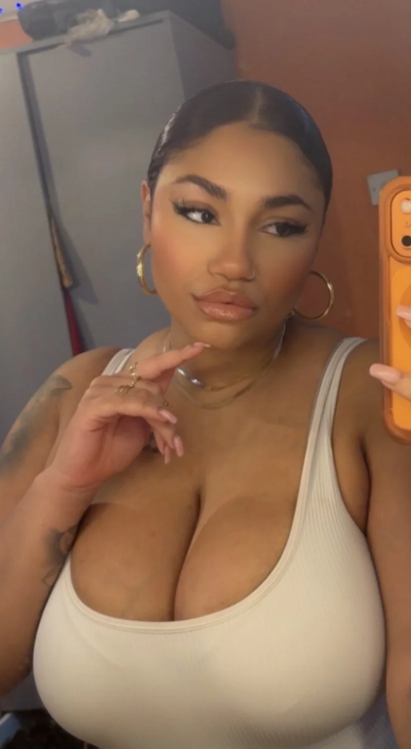Top tier Titties n Lips combo image 3
