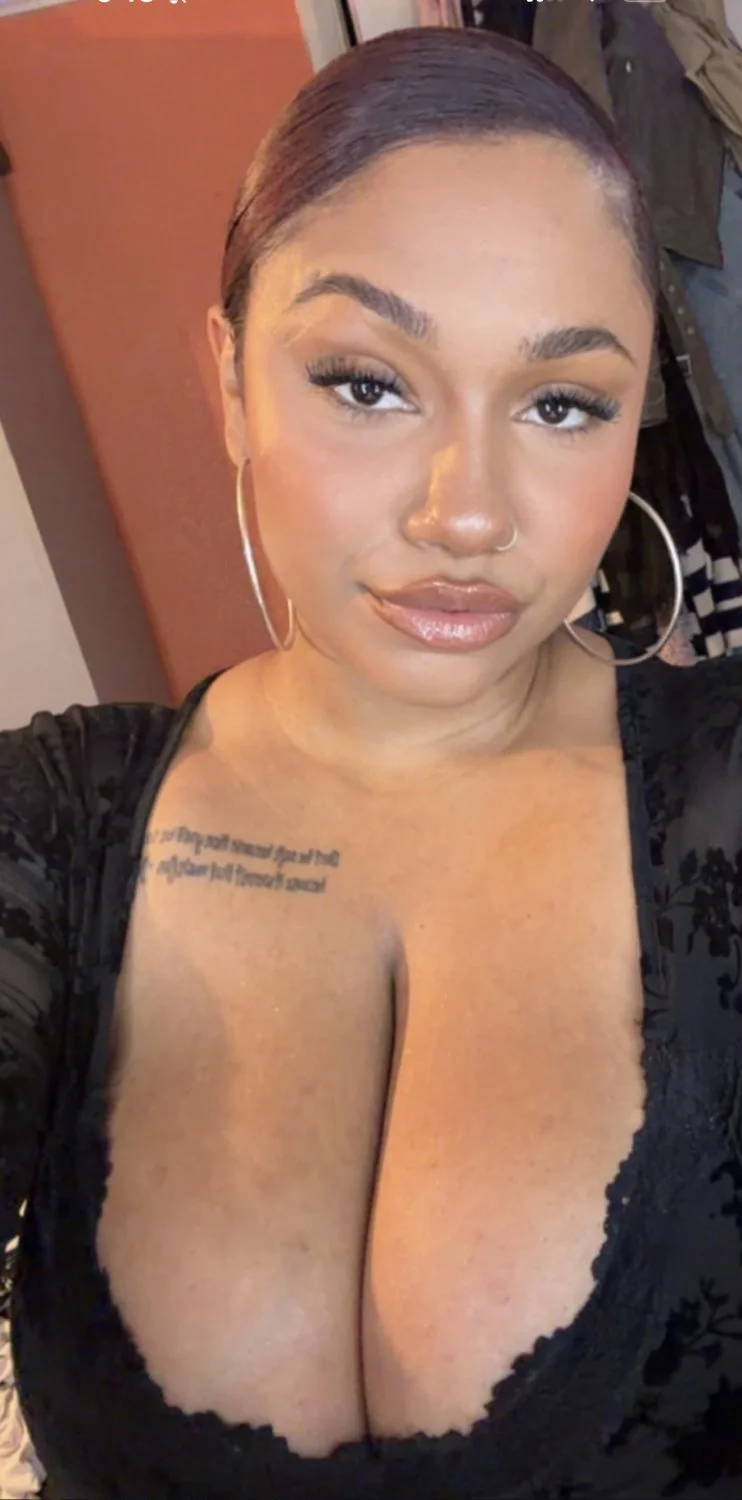 Top tier Titties n Lips combo image 4