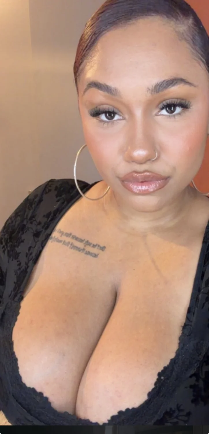 Top tier Titties n Lips combo image 5