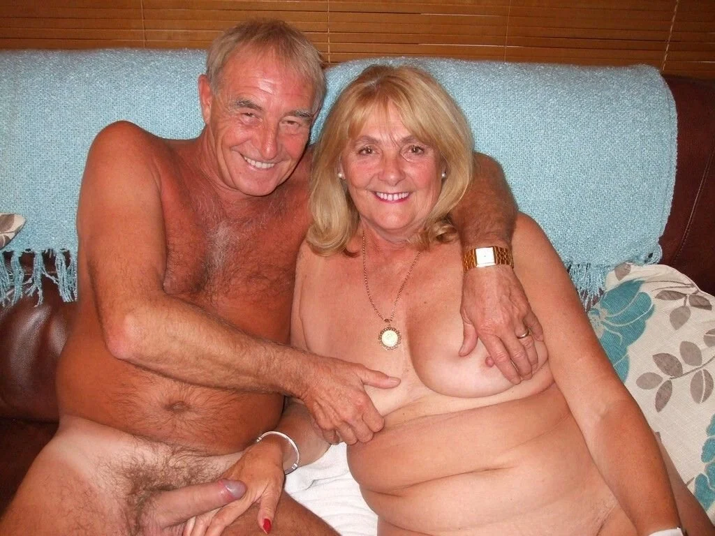 Happy couples image 41