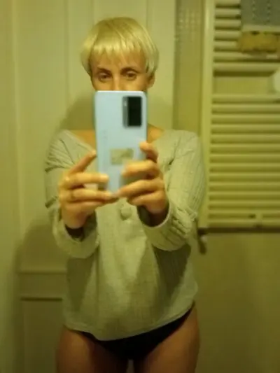 Separated milf with nice tits and butterfly pussy 🦋 cover image