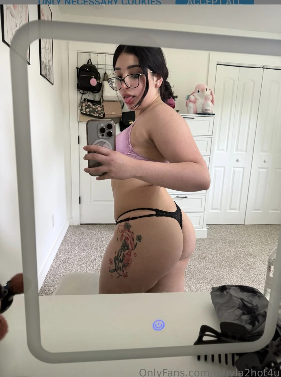 Fine ass TikTok Latina image 3