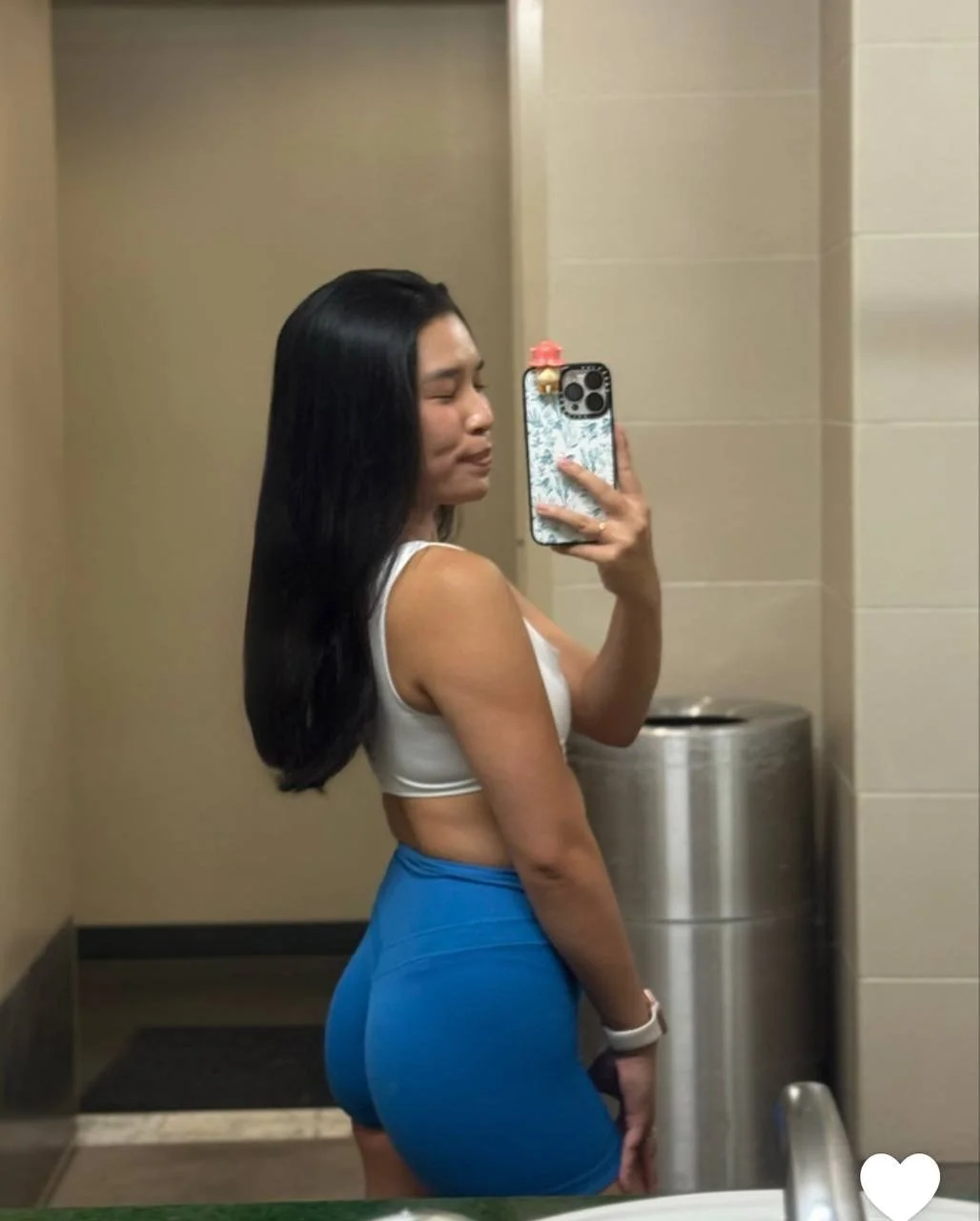 Sexy gym Asian babe (repost) image 7