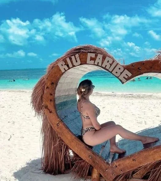 La puta tetona de Luisa Fernanda image 15