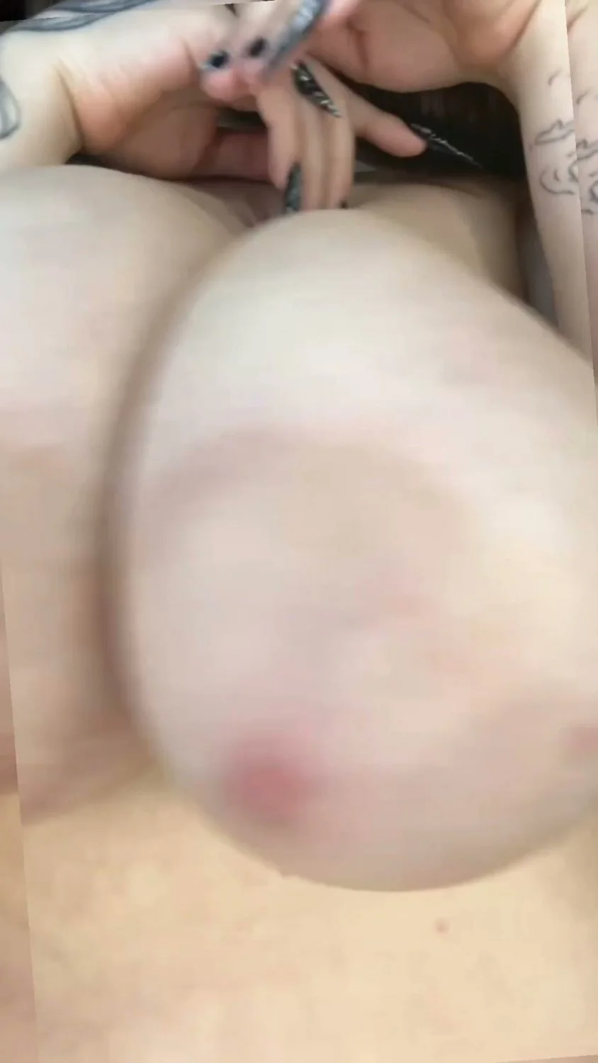 🔞 wild sexy body nude slut fingering pussy dripping 😈💦 See OF main image