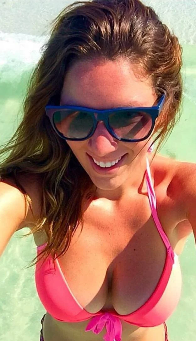 Hot milf body Alexandria Coblentz image 10