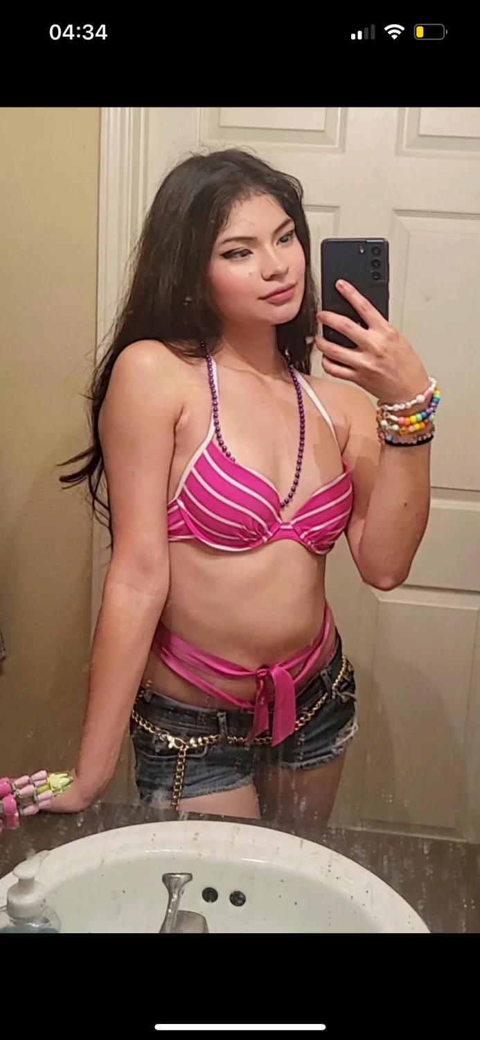 g@l@x¥g33k1177 fucked and dominated by a big dick image 23