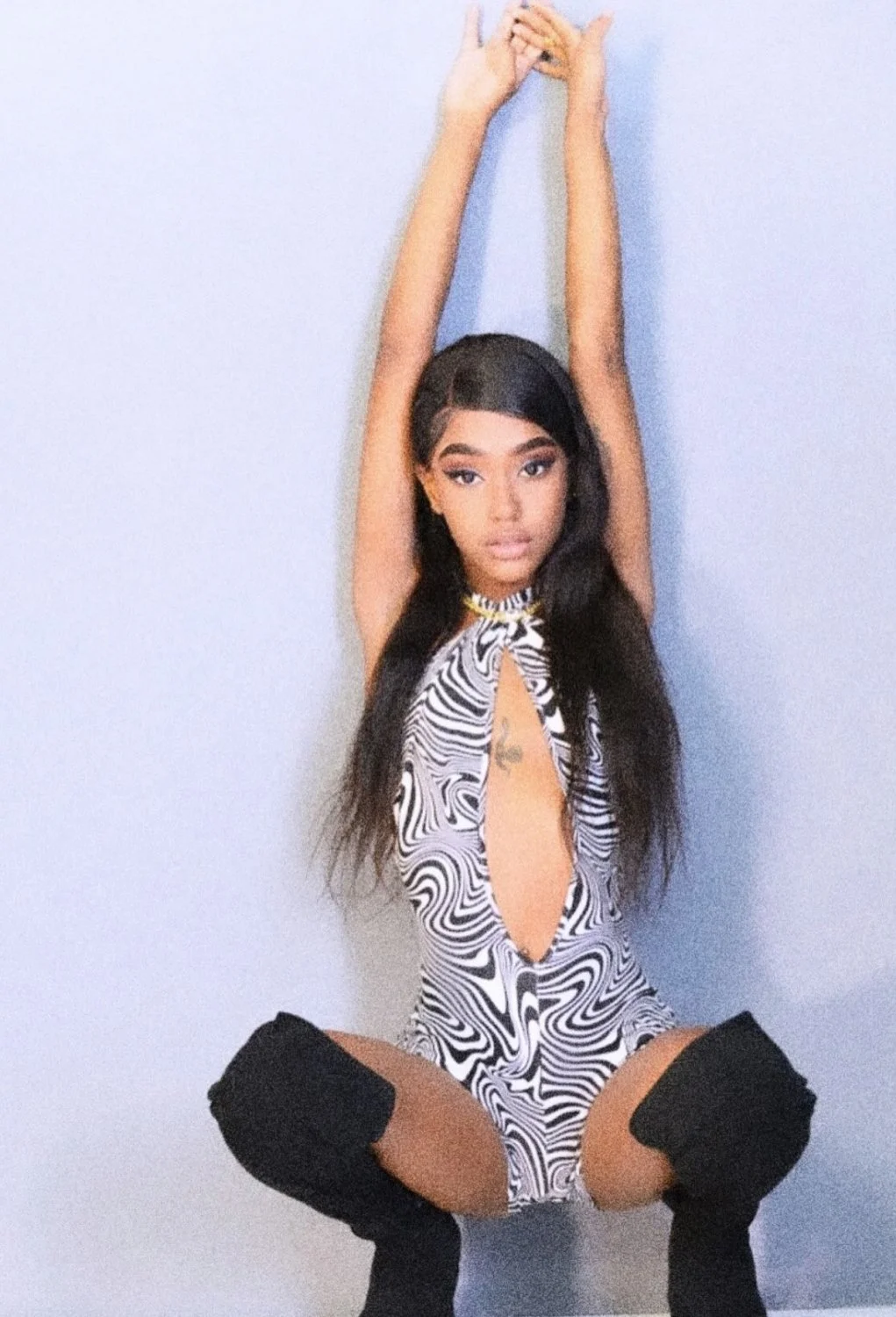 Slim riding image 4