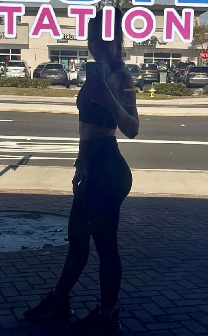 Tampa fitness milf Toni Chiarini image 34