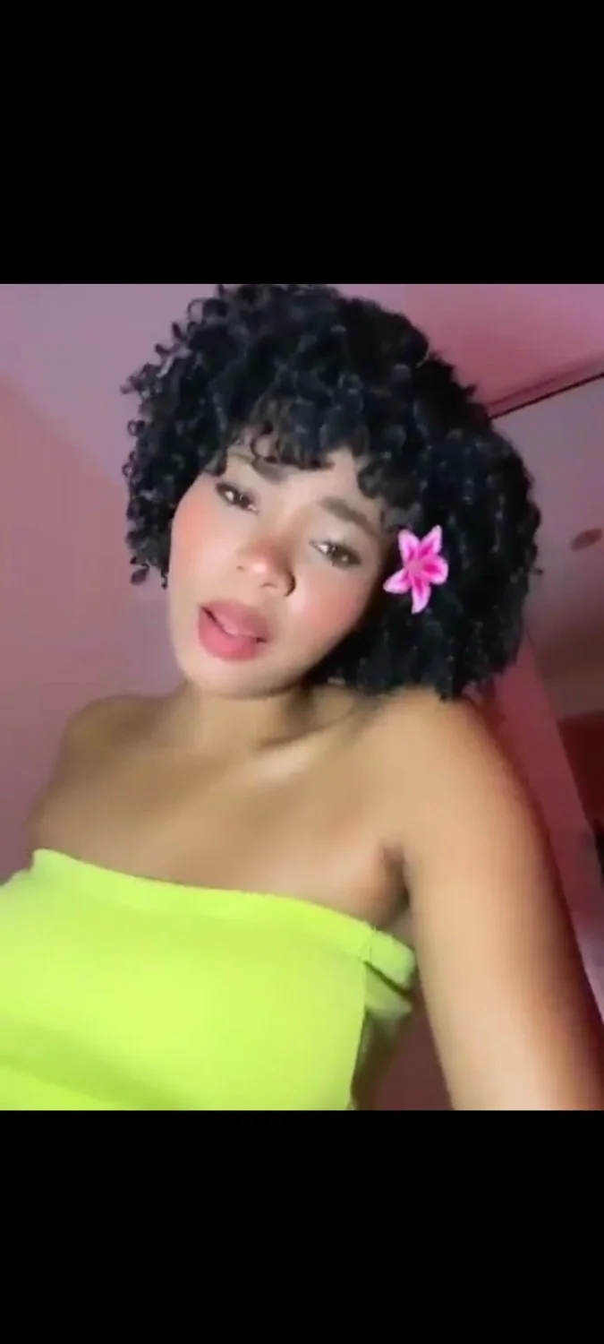 Dominicana do Instagram image 7