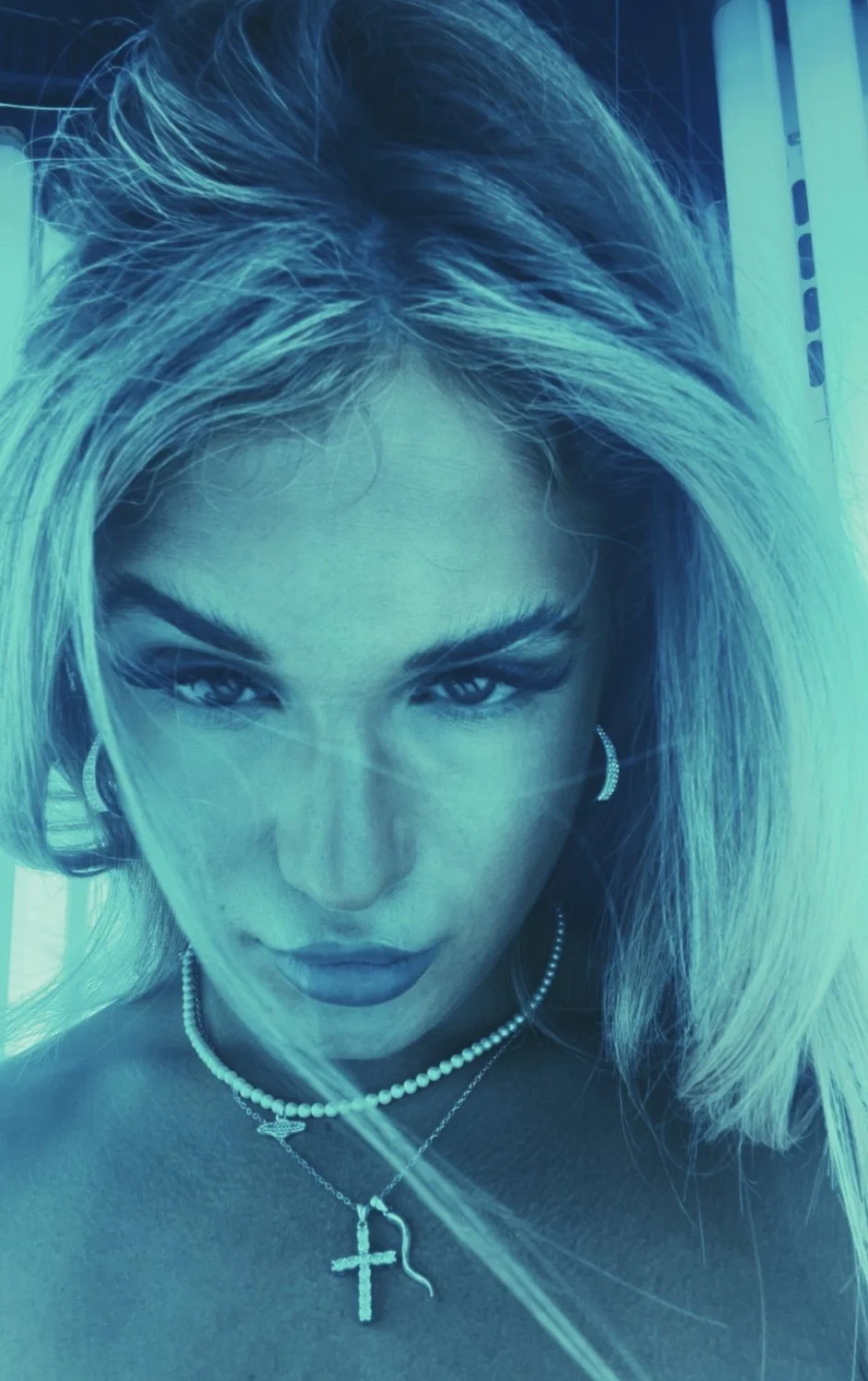 Human sex-doll Lauren image 7
