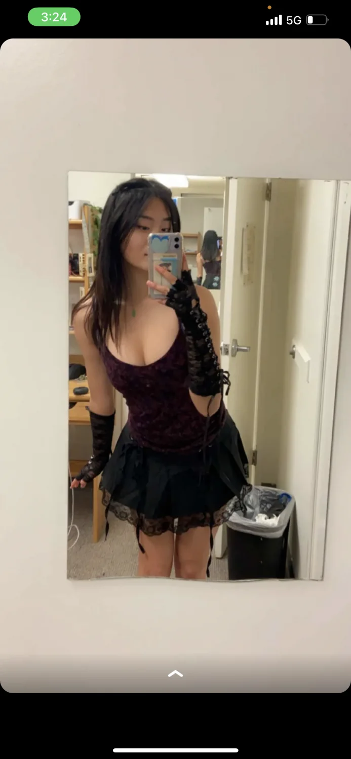 Tiktok Asian Alexis Ton (NN) image 4
