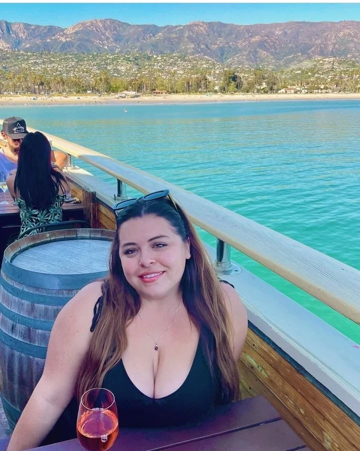 Big Girls Need Love Too DM for more of her :-) main image