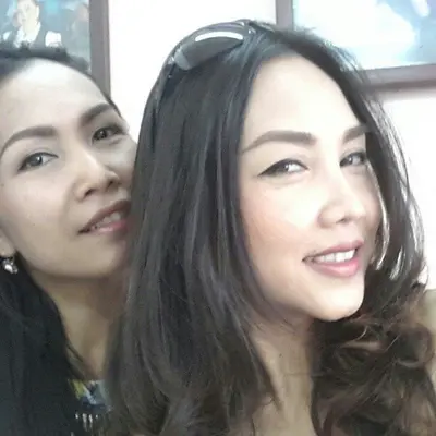 Thai schoolteacher-mom's affair with her student cover image
