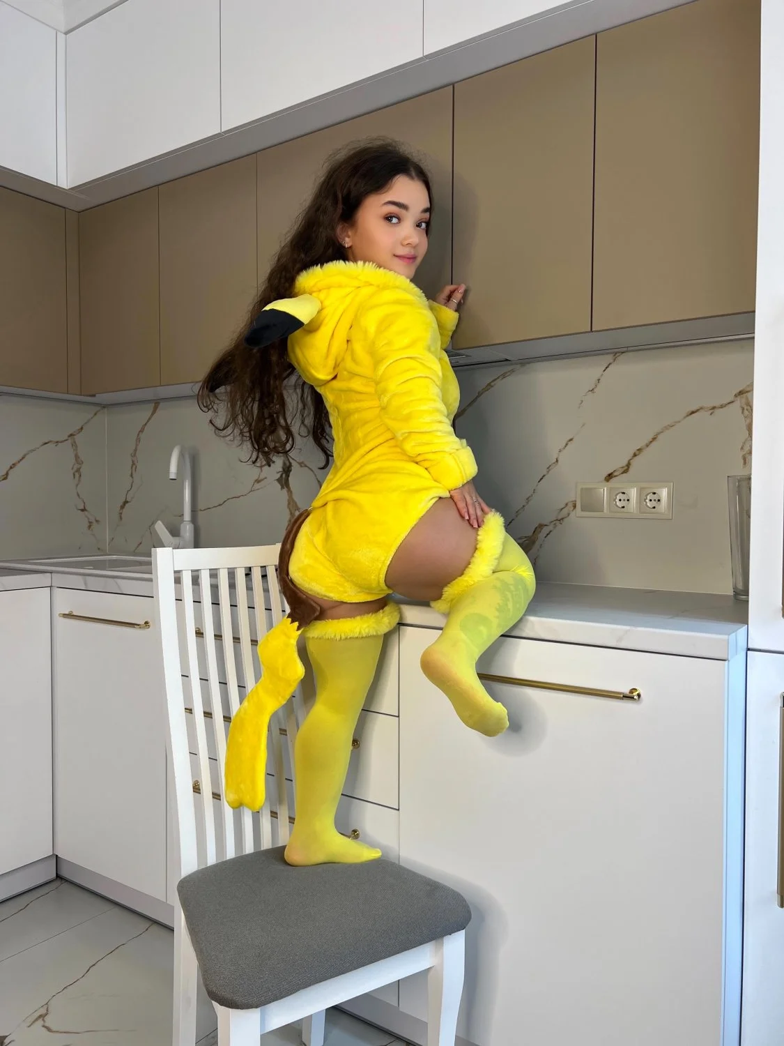Midget LolaAlphy for your pleasure 😍 image 2
