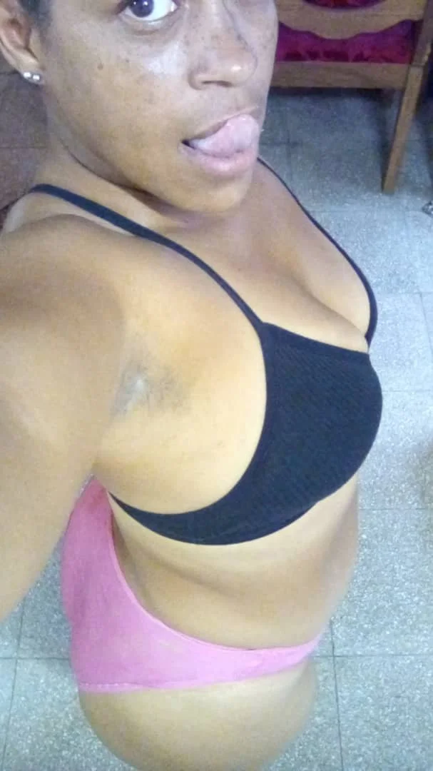 CUBA PAIS DE LAS PUTAS MAS CALIENTES LES PRESENTO A MI AMIGA Y NOVIA DAINA COMENTÉN SI LES GUSTA image 16