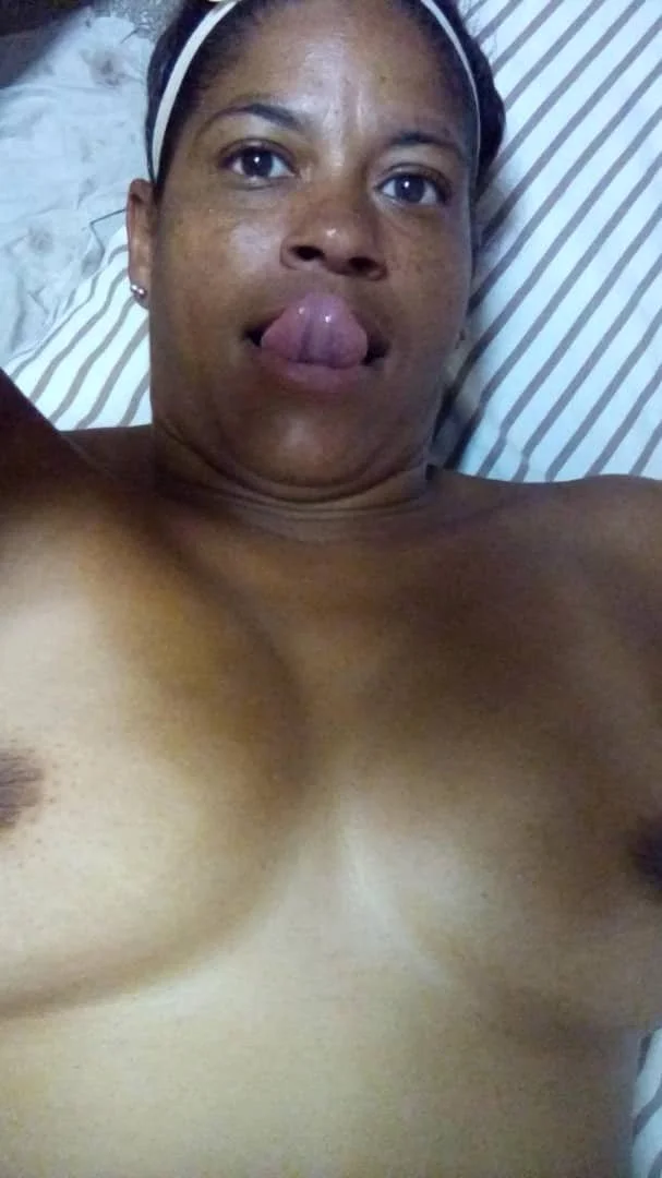 CUBA PAIS DE LAS PUTAS MAS CALIENTES LES PRESENTO A MI AMIGA Y NOVIA DAINA COMENTÉN SI LES GUSTA image 30