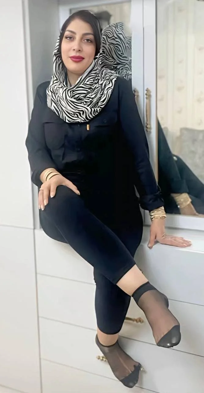 Hijabs wife image 1
