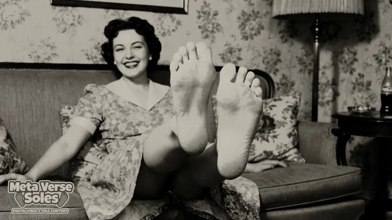 Vintage lesbian foot worship image 3
