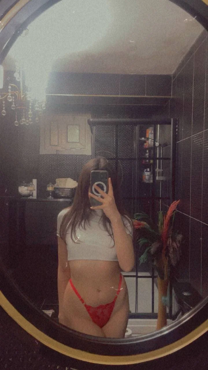 Turkish Slut image 3