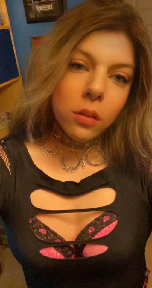 Sissy Melissa wants you to know her kinks kik t713xmelissa main image