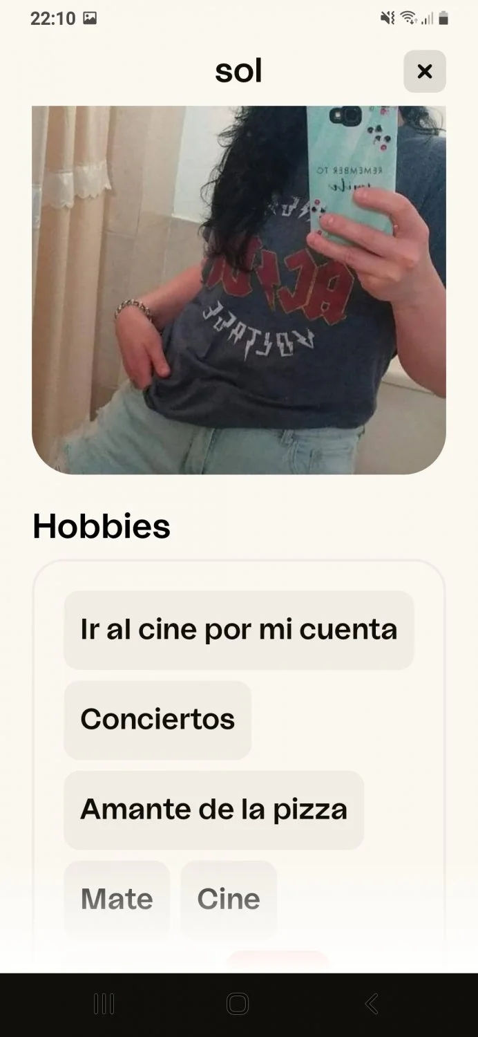 Se cambió el nombre despues regalarse a un desconocido la doctora petera rosarina jajajjaja image 16