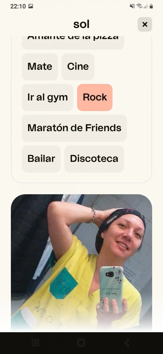 Se cambió el nombre despues regalarse a un desconocido la doctora petera rosarina jajajjaja image 18