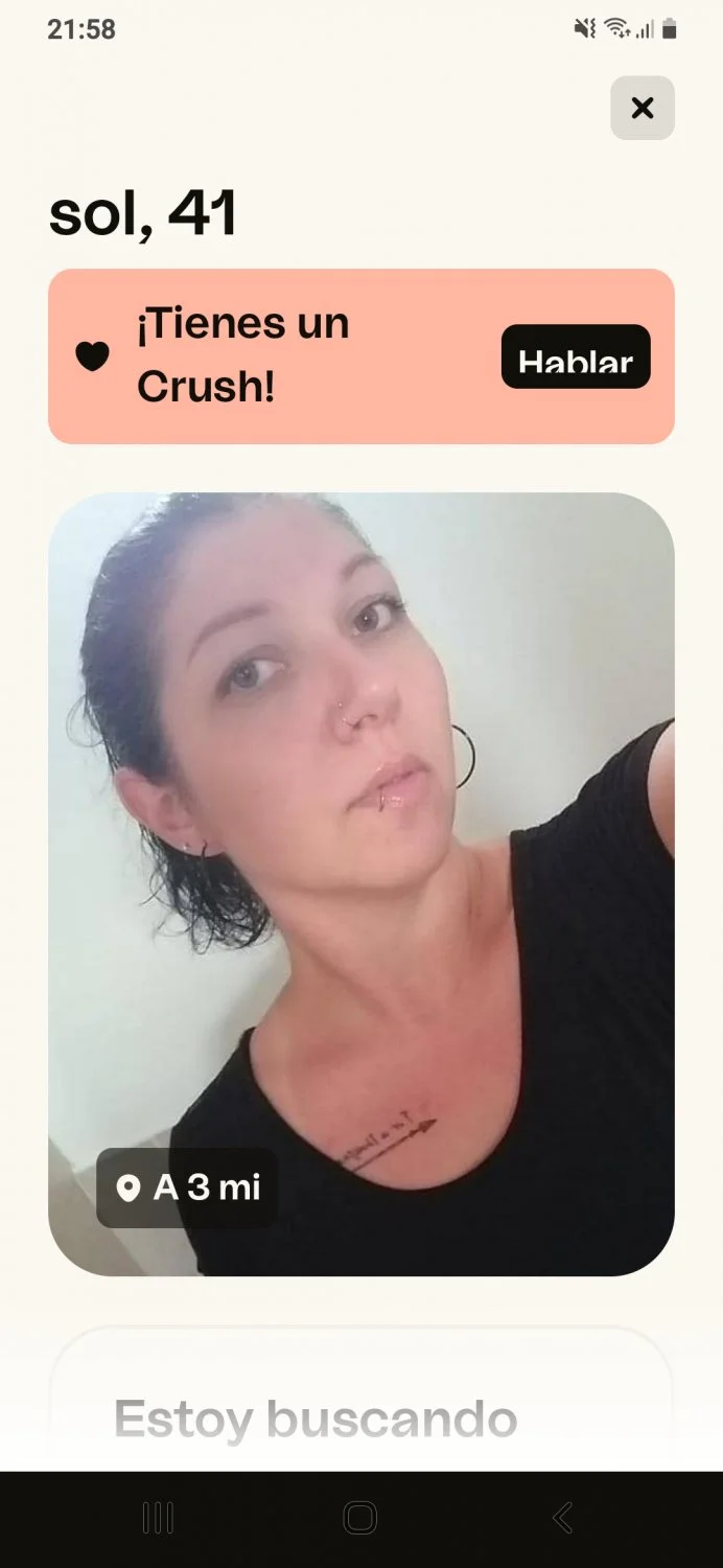 Se cambió el nombre despues regalarse a un desconocido la doctora petera rosarina jajajjaja image 25