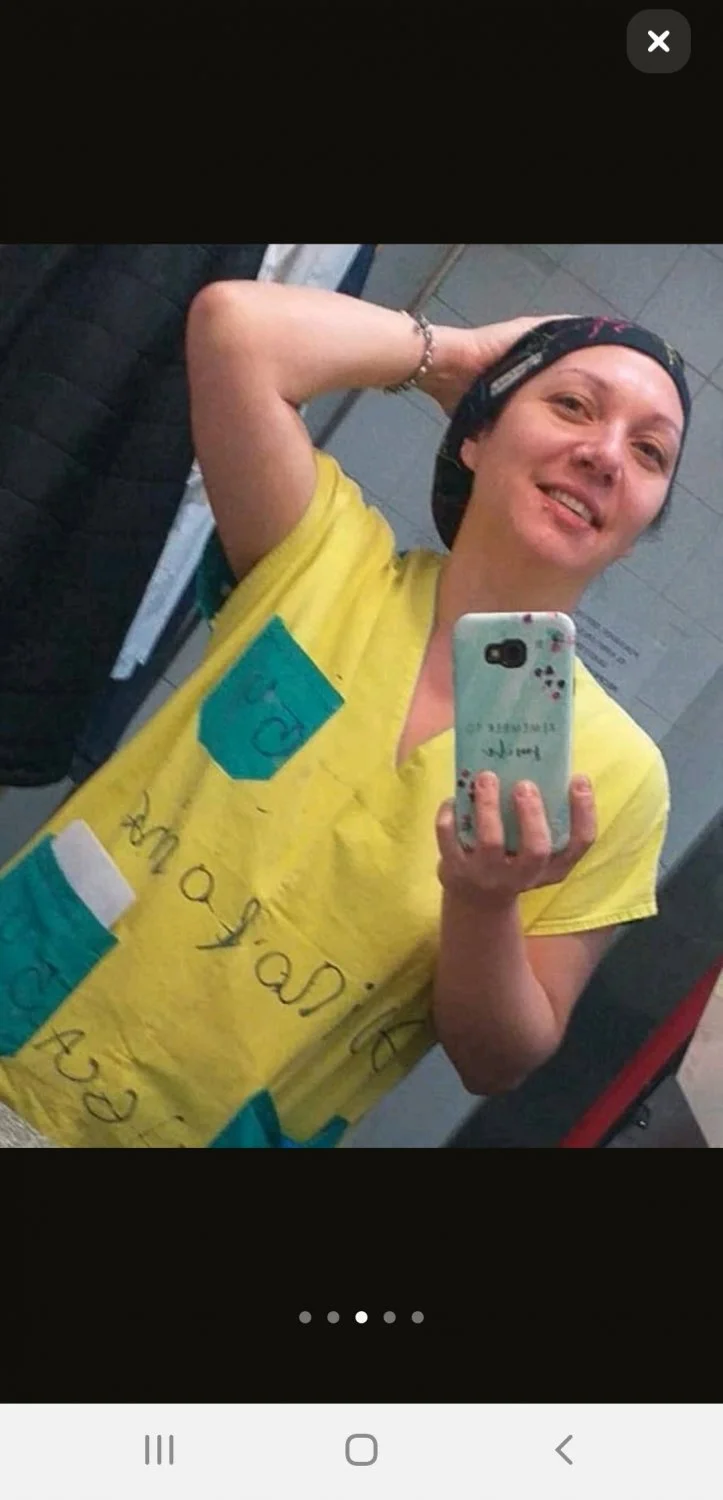 Se cambió el nombre despues regalarse a un desconocido la doctora petera rosarina jajajjaja image 28