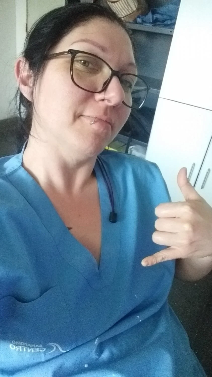 Se cambió el nombre despues regalarse a un desconocido la doctora petera rosarina jajajjaja image 40