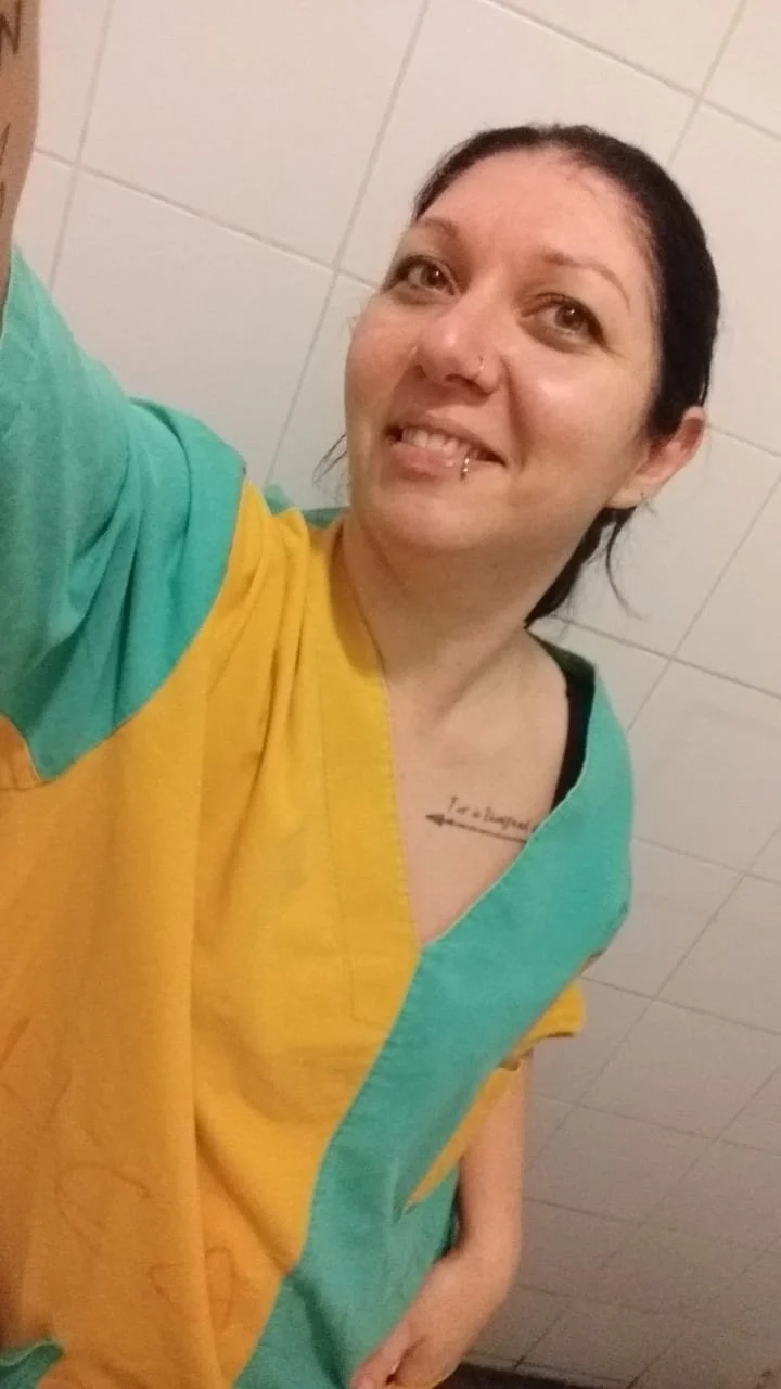 Se cambió el nombre despues regalarse a un desconocido la doctora petera rosarina jajajjaja image 46