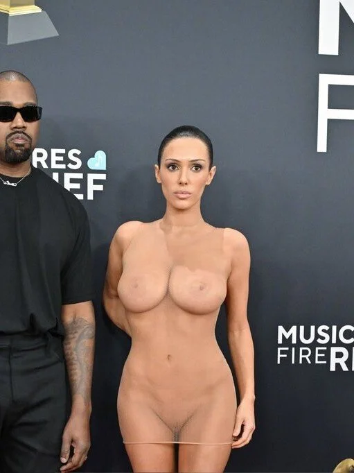 Kanye West Wife Naked See-Through (Bianca Censori) image 29