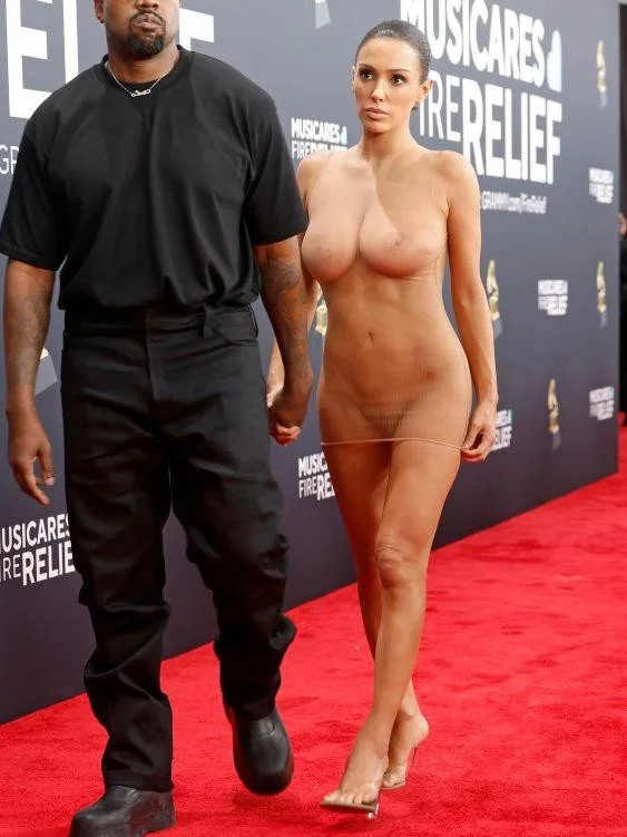 Kanye West Wife Naked See-Through (Bianca Censori) image 4