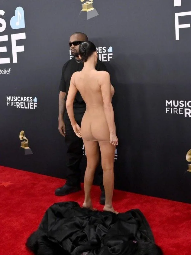 Kanye West Wife Naked See-Through (Bianca Censori) image 7