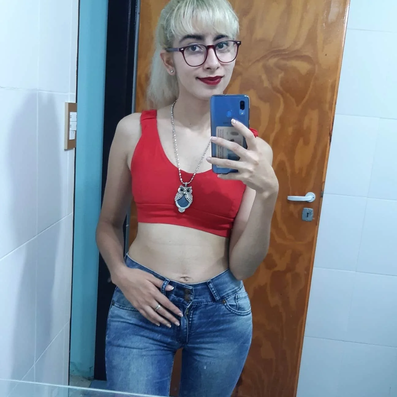Anita Argentina - mica wayar image 2