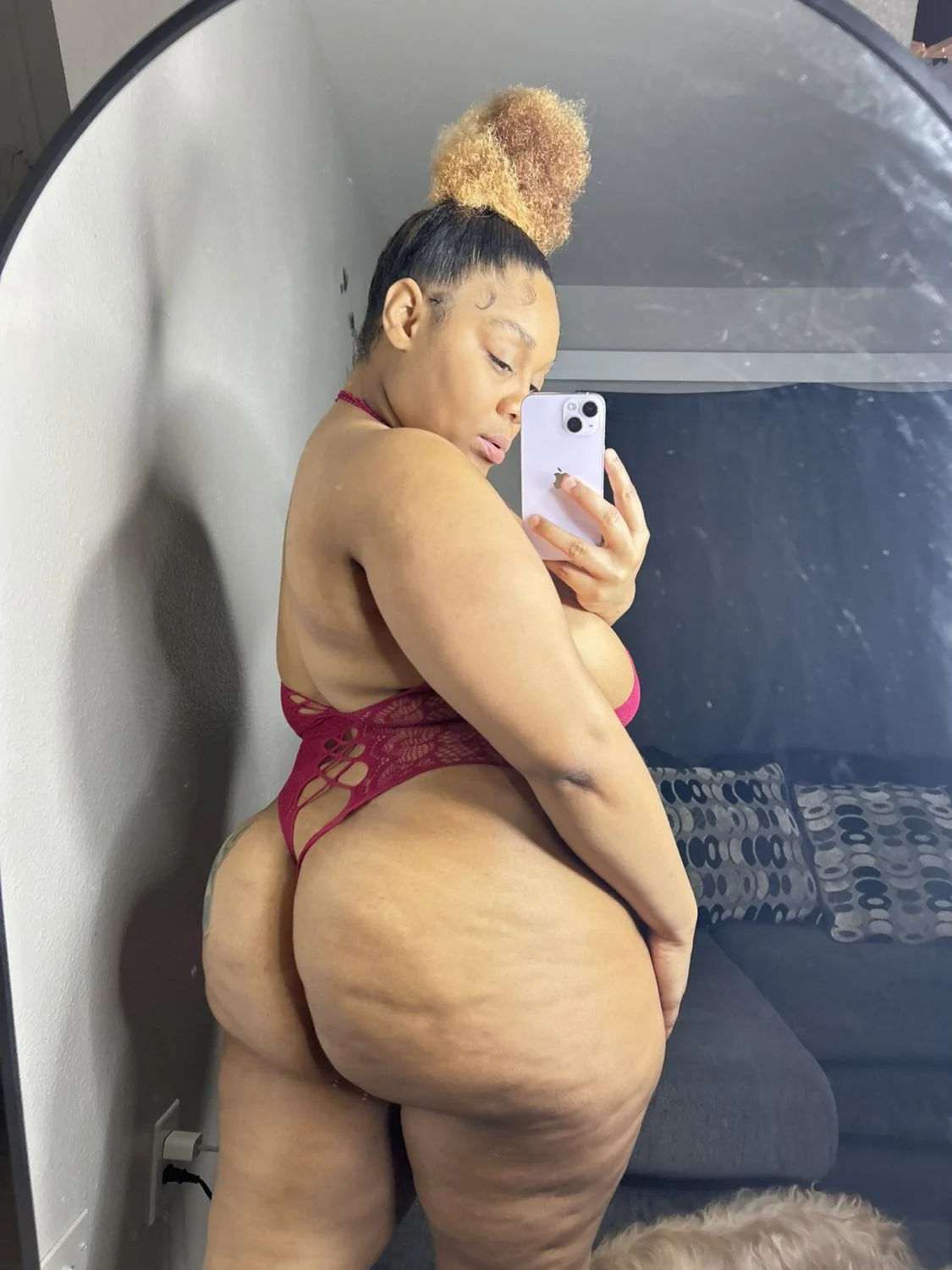 HHf_TwoXkAE5s6H image 2