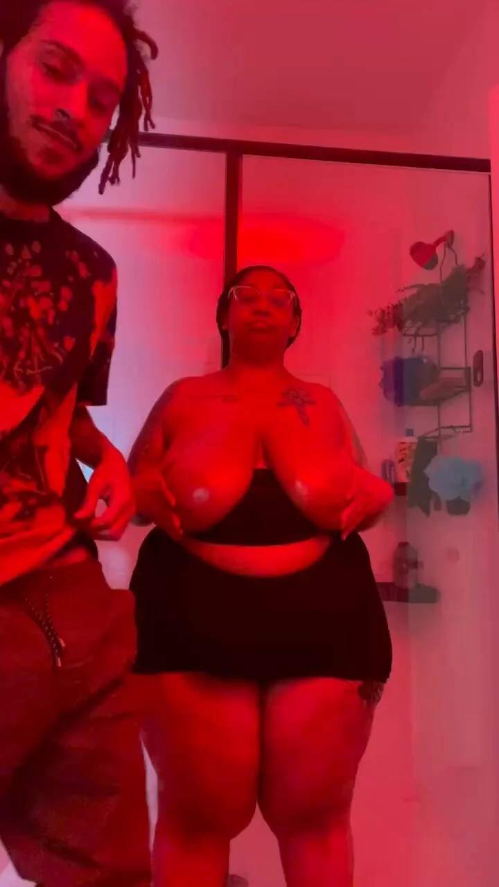 BuStY 3b0nY bBw wiT a B1G bo0tY !! image 22